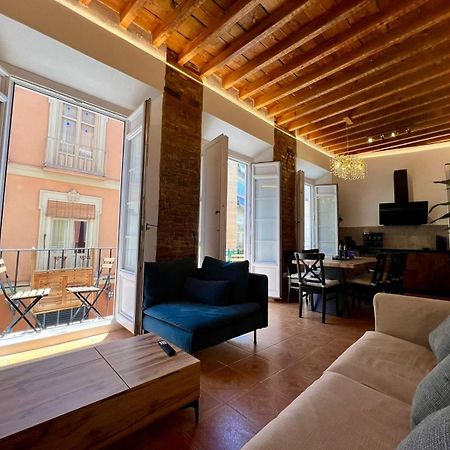 Casa Naty, Espacioso Renovado Apartamento En El Centro De Málaga Eksteriør bilde