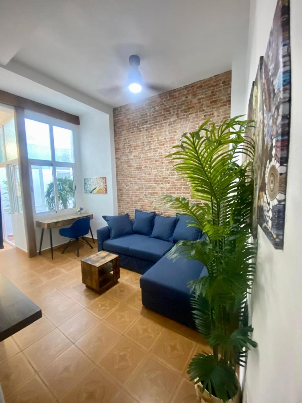 Casa Naty, Espacioso Renovado Apartamento En El Centro De Málaga Eksteriør bilde