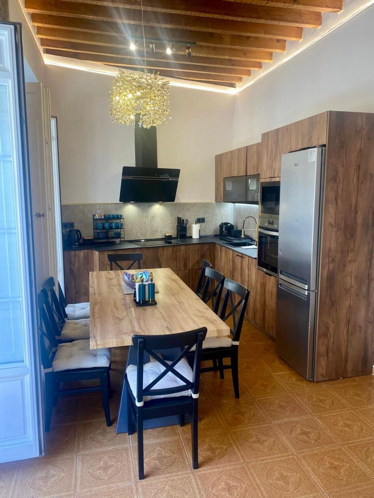 Casa Naty, Espacioso Renovado Apartamento En El Centro De Málaga Eksteriør bilde