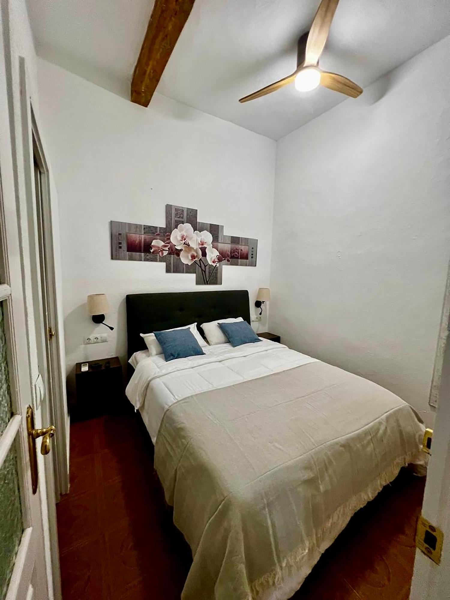 Casa Naty, Espacioso Renovado Apartamento En El Centro De Málaga Eksteriør bilde